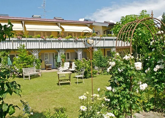 Landhotel Herzberger Garni Zimmer & Ferienwohnungen